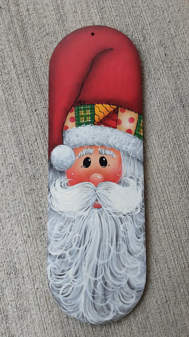 Tuttles Touches Long Oval Santa PP