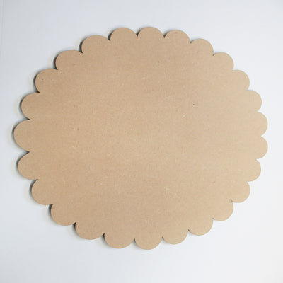 Simple Scalloped Oval