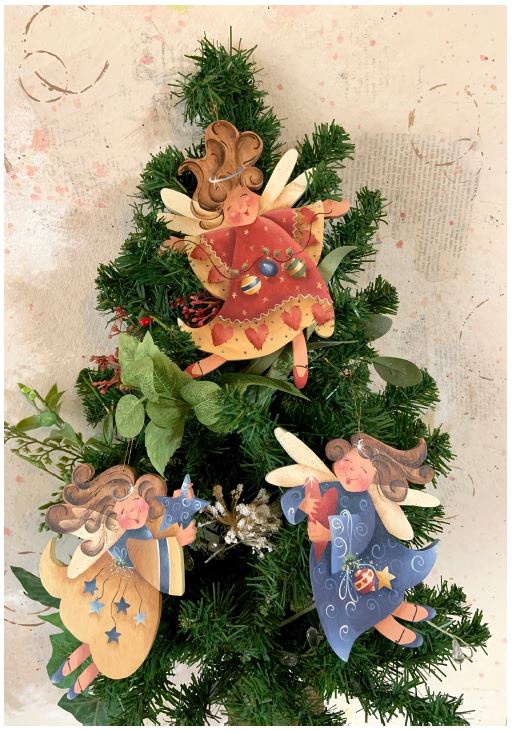Decorating the Tree Angel Ornament Set